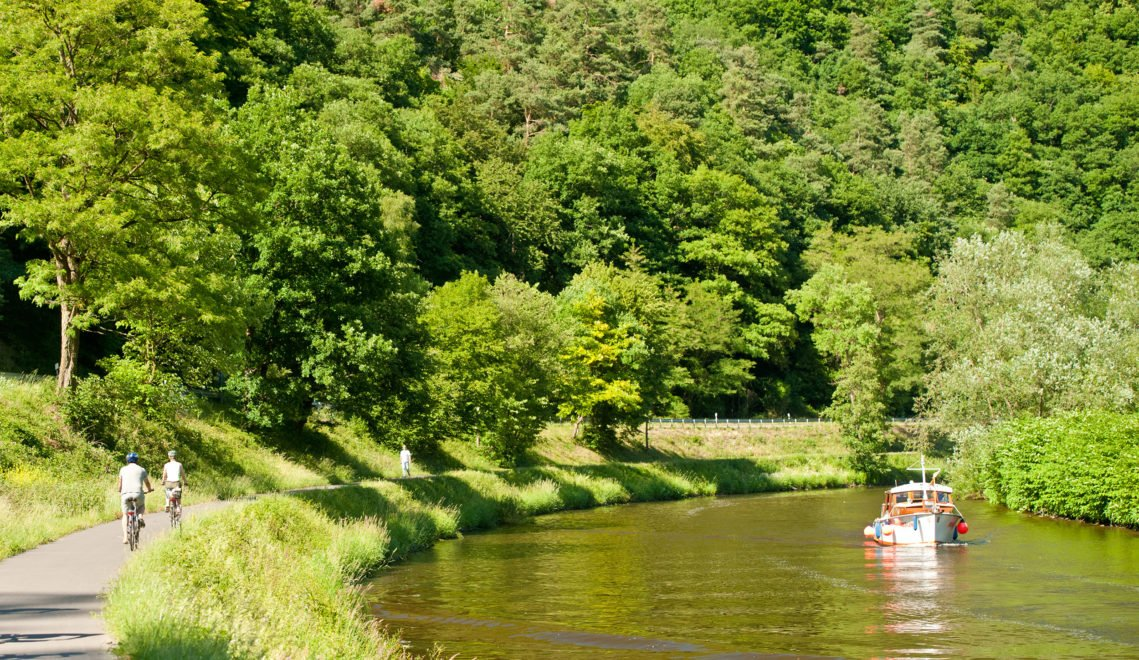 Discovering Germany's Beauty: Cycling Routes with ZEEKPOWA EBIKE